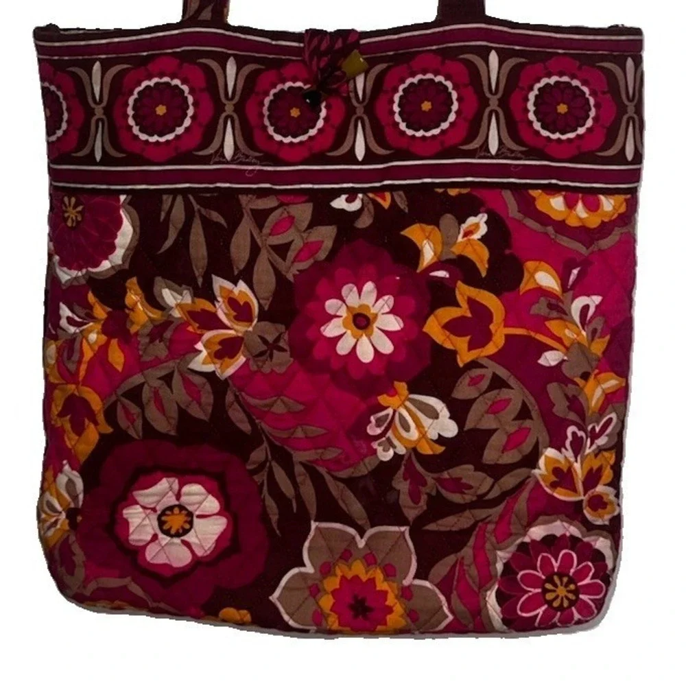 Vera Bradley‎ Tote Toggle Quilted Shoulder Bag Purse Carnaby Floral W13.5xL12.5
